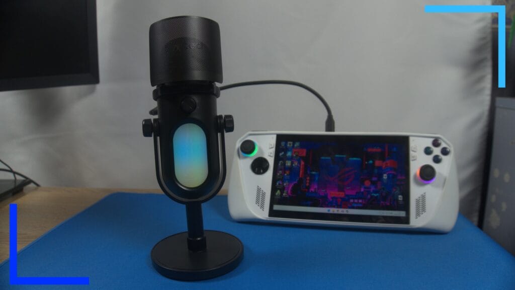 Фотография Syntech GlowMic черного цвета, подключенного к ASUS ROG Ally.